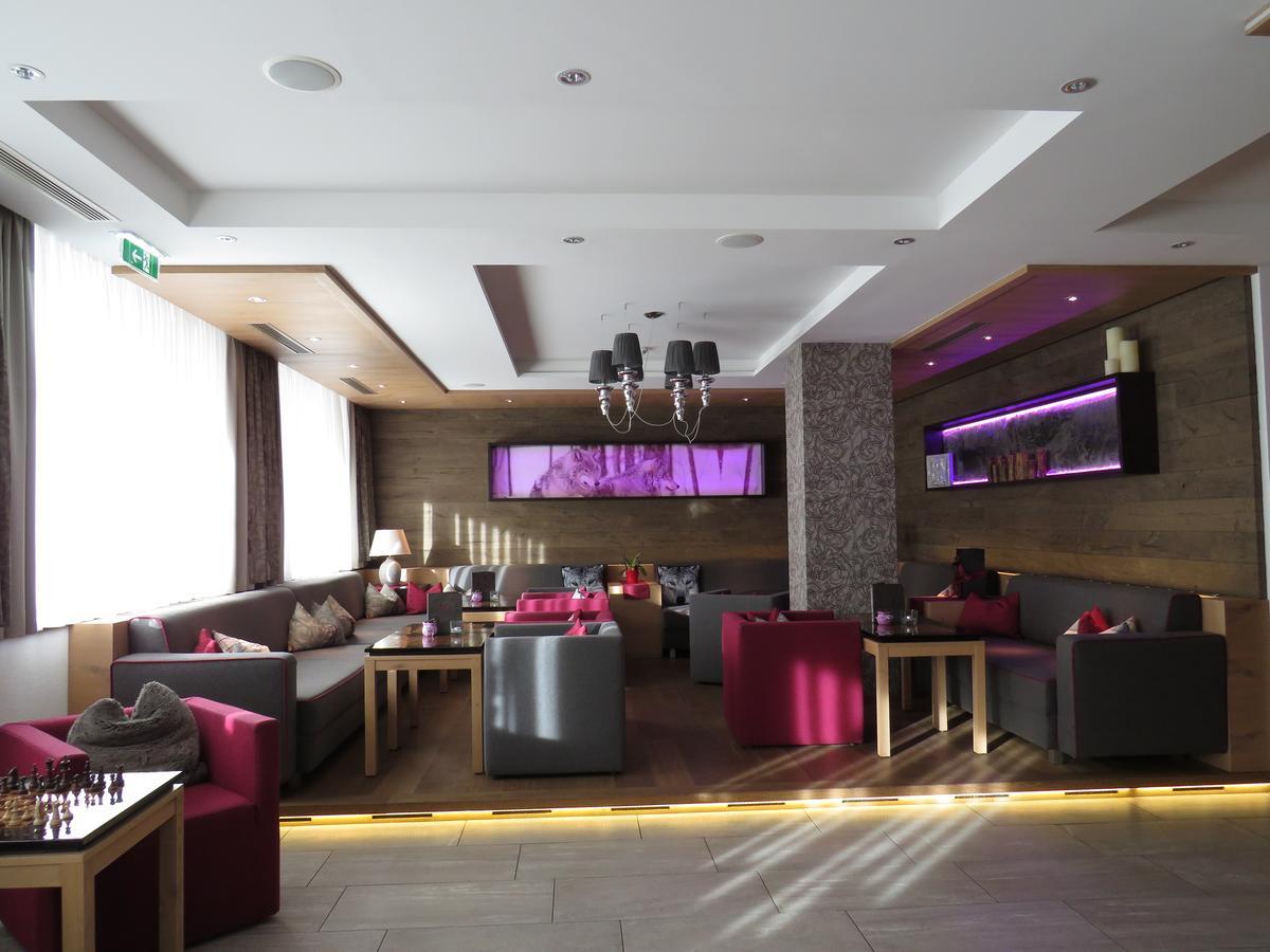 沃尔夫斯公寓式酒店 + 更多 伊施格尔 外观 照片